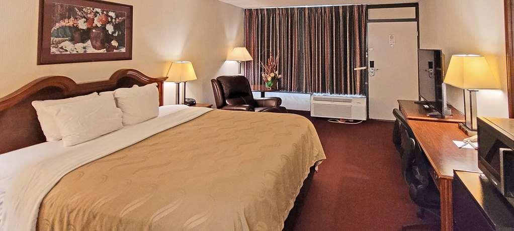 Quality Inn Енніс Номер фото